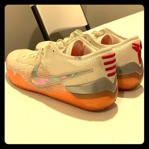 Nike zoom Kobe AD NXT 360 React white/orange